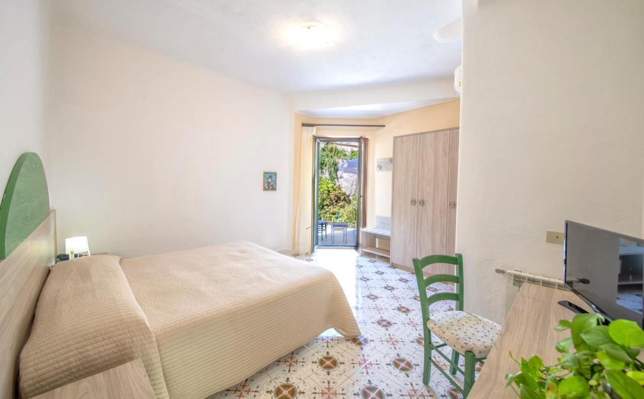 Hotel Zaro Lacco Ameno  Luaran gambar