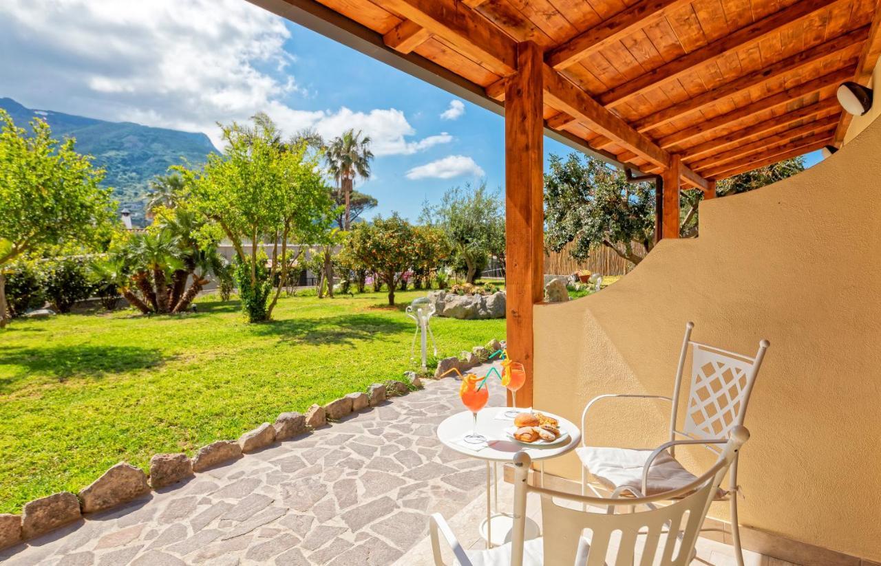 Hotel Zaro Lacco Ameno  Luaran gambar