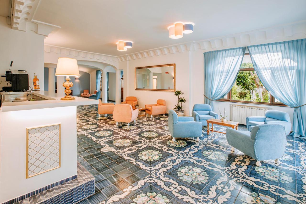 Hotel Zaro Lacco Ameno  Luaran gambar