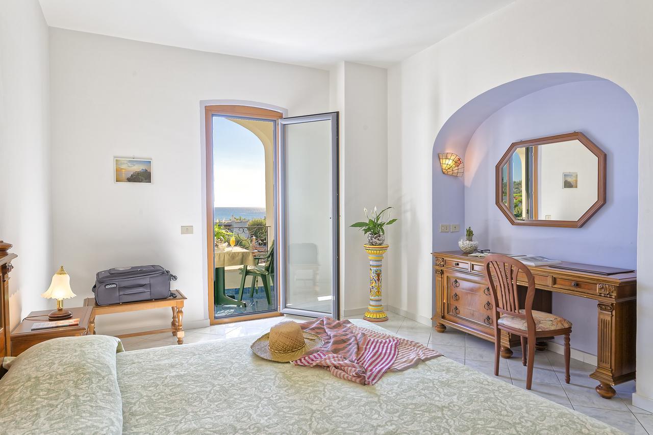 Hotel Zaro Lacco Ameno  Luaran gambar